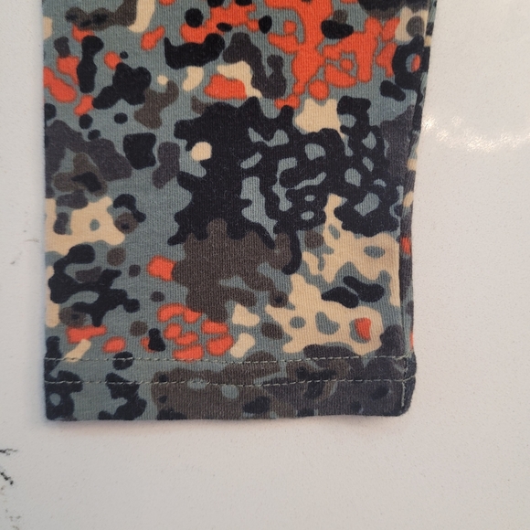 Vans Leggings - women's size Large - Picture 6 of 11